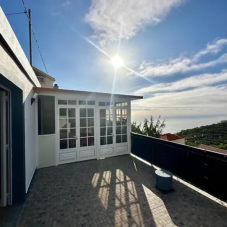 Little Blue Paradise Apartman *