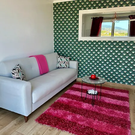 Little Blue Paradise * リベイラ・ブラーヴァ